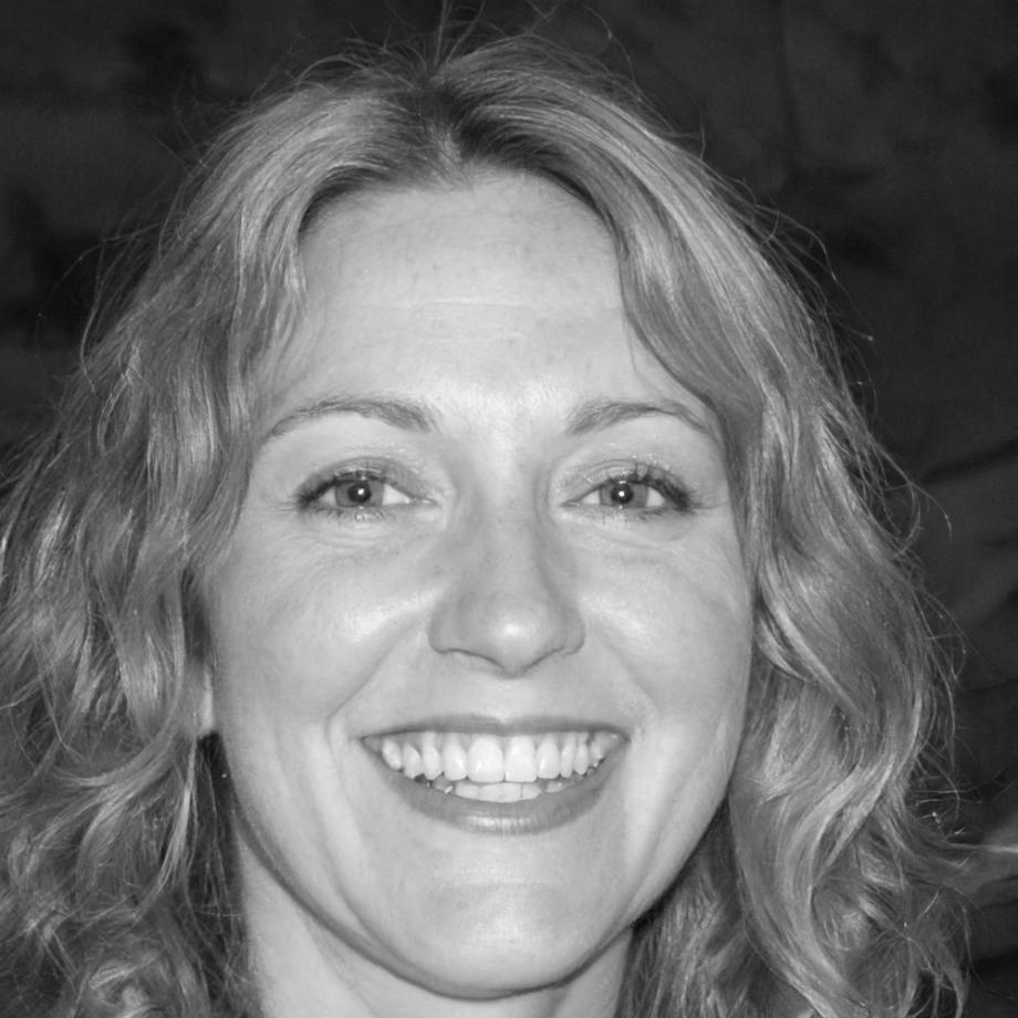 Linnea Voss reviewing technical SEO documentation