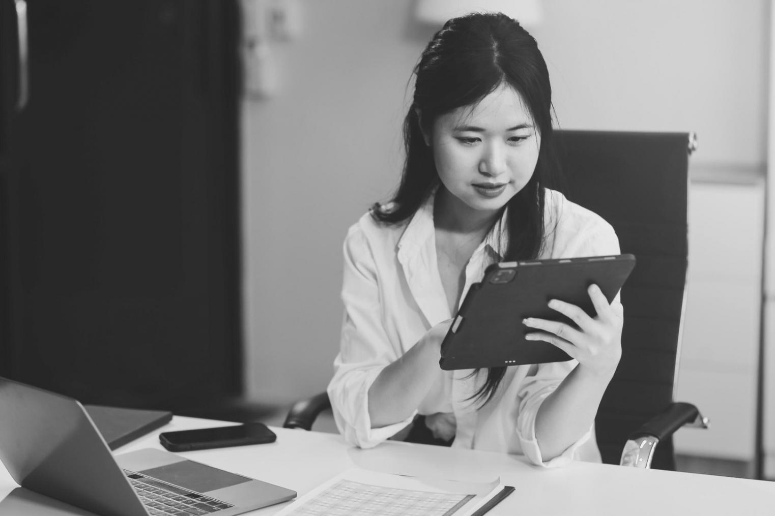 Workshop participants analyzing site audit data on screen